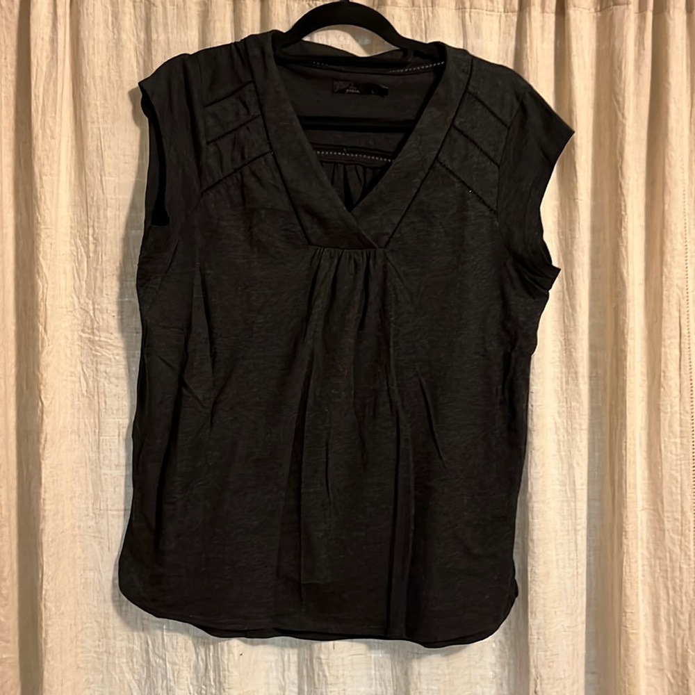 Prana charcoal cap sleeve t shirt, size L